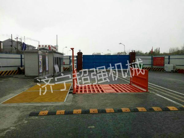 超強(qiáng)100T工程洗車機(jī)